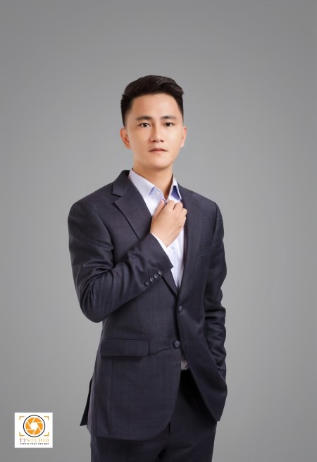 TONY DZUNG