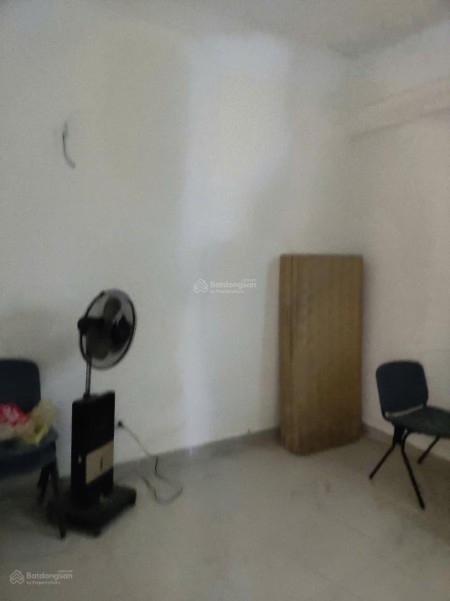 Cho thuê phòng trọ trong căn hộ toà nhà chung cư CT1A, hồ Vĩnh Hoàng, Hoàng Mai, HNL