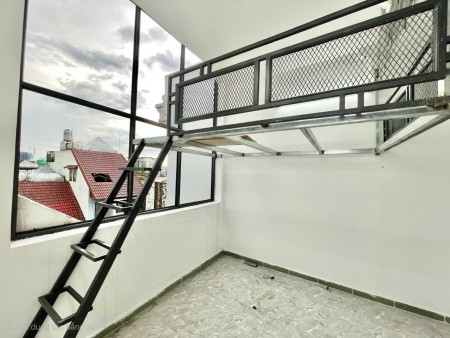 SIÊU PHẨM DUPLEX CÓ CỬA SỔ TRỜI TO THOÁNG MÁT NGAY ĐH VĂN LANG VÀ ĐH CÔNG NGHIỆP