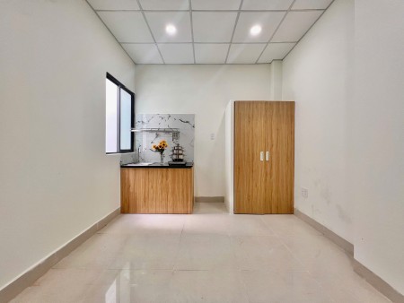 NGAY KCX TÂN THUẬN PHÒNG 20M2 MỚI TOANH, FULL NỘI THẤT