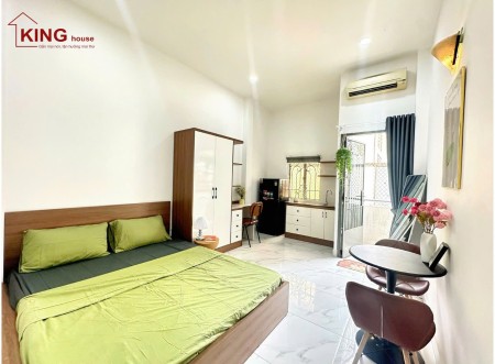 Phòng full nội thất 40m2 Ban công ở Bạch Đằng, Bình Thạnh gần Ngã Tư Hàng Xanh, Quận 1, Quận 2