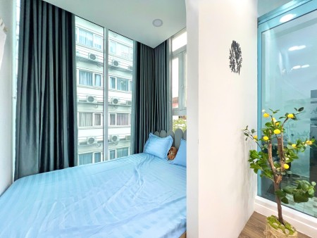 Phòng Căn hộ 1 Phòng ngủ, Pk đủ nội thất thiết kế riêng - Đối diện Sân bay Tân Sơn Nhất