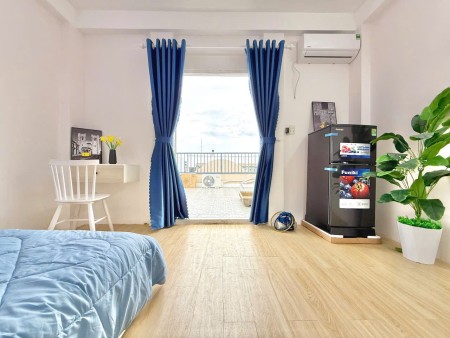 Cho Thuê Phòng Bình Thạnh Ban Công Rộng 60m2 giáp Q1, Q3