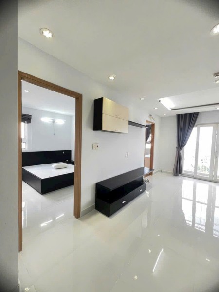 Cho thuê chung cư Bàu Cát, Hồng Lạc, TB: 3p ngủ rộng, 2wc 100m2 10tr5