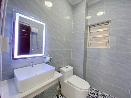Studio 30m2 ful nội thất, bancol Điện Biên Phủ, quậnBình Thạnh, gần ĐH Kinh tế Tài Chính, Hồng Bàng