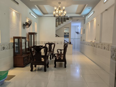 Nhà nguyên căn hẻm xe hơi, 3PN Đông Nam mát mẻ