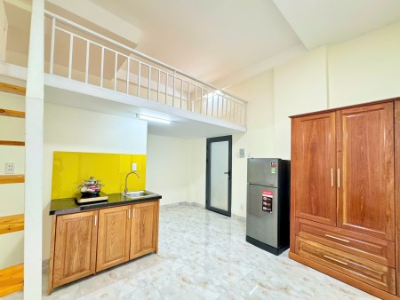 Phòng 32m2 Gác Lững Siêu Rộng Full NT 5phut Đại Học Hutech Bình Thạnh