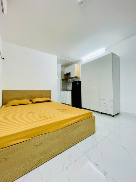 Phòng Studio full nội thất 28m2 - 71 Hồ Bá Kiện Quận 10 (Khóa Vân Tay)
