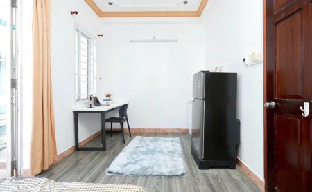 Căn hộ Full nội thất có ban công Đặng Văn Ngữ - Phú Nhuận giáp Q3,Tân Bình, Q10.