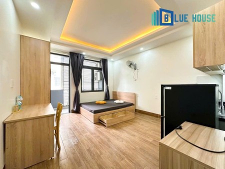 CHO THUÊ CHDV BAN CÔNG - THANG MÁY ĐỐI DIỆN ETOWN CỘNG HÒA NỘI THẤT ĐẸP