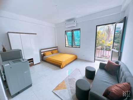 Cho thuê Studio ban công, full đồ a-z tại số 10/144 Hồ Quan Nhân, Thanh Xuân, cạnh Hồ Quan Nhân