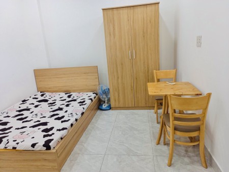 Phòng cho thuê cao cấp đường Tên Lửa 2.8tr, 24m2, nvvp văn minh