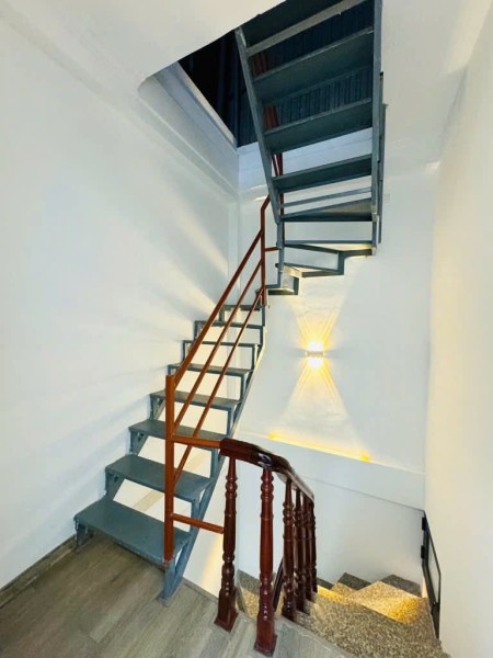 Đi đến slide 8