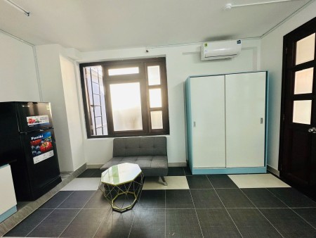 Phòng Full nội thất có cửa sổ siêu thoáng Phổ Quang - Phú Nhuận giáp Tân Bình, gần sân bay.