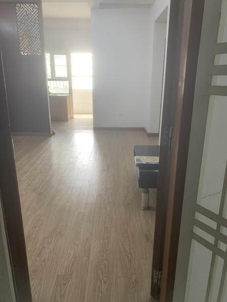 Cần cho hộ gia đình thuê nhà ở ổn định lâu dài