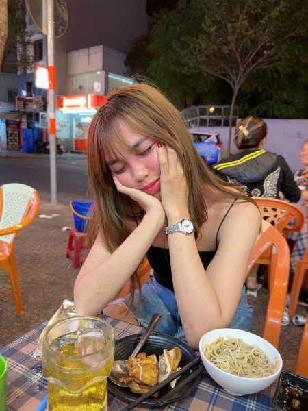 JOLIE THẮM