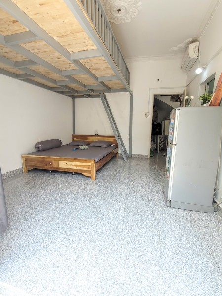 Cho Thuê Phòng Trọ Duplex 2 Chỗ Ngủ _ Có Ban Công - Gần Ngã Tư Hàng Xanh