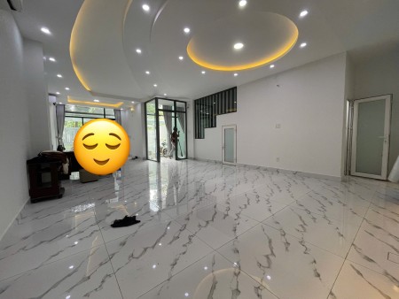 Cho thuê mặt bằng tầng trệt gần mầm non sơn ca, DT 80m2, 2 cửa vào, 1 tolet, 1 sân sau