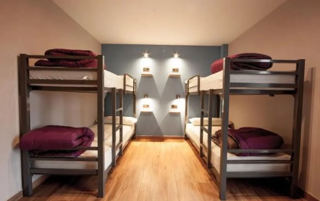 Hệ thống Homestay KTX,Ngõ 413 Hoàng quốc Việt phòng 4-6 ng/ phòng. ( Trọ full nữ ) Giá 1tr6/1 tháng