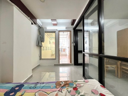 Căn hộ Bancon, 1 phòng ngủ, PK và khu bếp riêng - 224/22 Lý Thường Kiệt, P.14, Q.10 Gần ĐH BKhoa