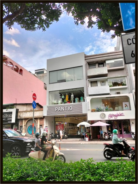 Cho thuê rẻ nguyên căn 7.2 x 24m 1 trệt 2 lầu Hai Bà Trưng Q3 TP.HCM