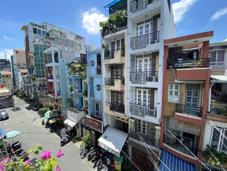 Đi đến slide 4