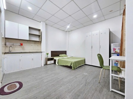 Phòng Trọ Full Nội Thất 30m2 Có Thang Máy Đường Chu Văn An Gần Ngã Tư Hàng Xanh, Chợ Bà Chiểu