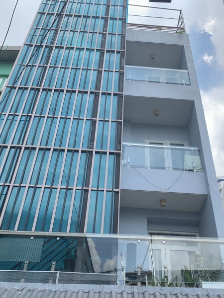 Phòng ban công 25m2 full nội thất Khánh Hội Q.4