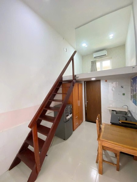Cho thuê phòng duplex, gác cao - Cửa Sổ thoáng mát _ Gần Cầu Sài Gòn