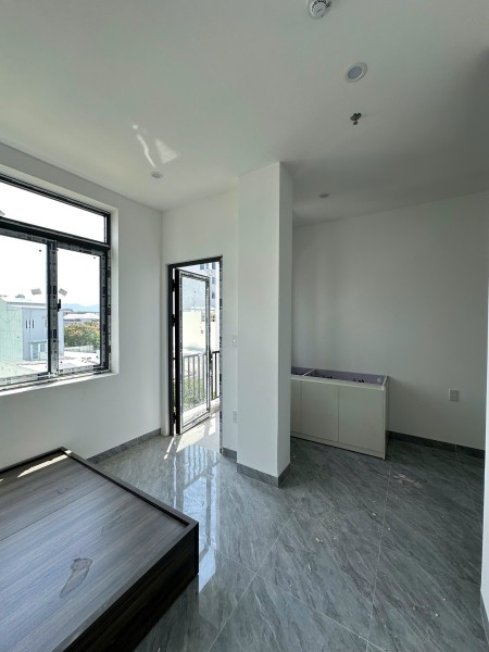 Căn Hộ Mini, Ban Công Cửa Sổ Trời - Cách Phan Đăng Lưu, Phan Xích Long Chỉ Vài Phút