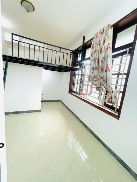 PHÒNG GIÁ RẺ DƯƠNG QUẢNG HÀM SÁT IUH, VLU