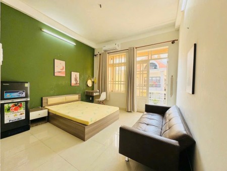 Phòng Trọ Full Nội Thất Ban Công Đường Nguyễn Xí Gần Hutech, ĐH Ngoại Thương, GTVT, Ngã Tư Hàng Xanh