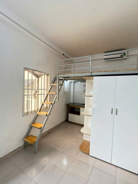 MÁY LẠNH, CỬA SỔ THOÁNG, Ở ĐƯỢC LIỀN