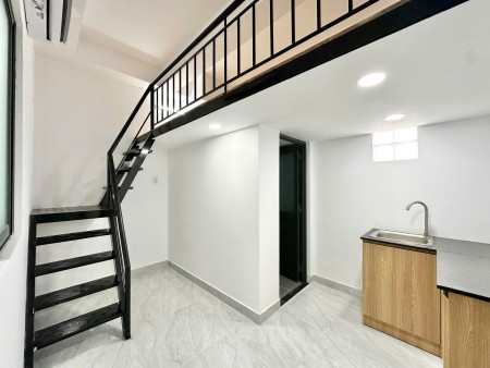 Phòng 20m2-3tr, gác lửng, máy lạnh, bếp, ban công/cửa sổ, mặt tiền đường ngay gần CV phần mềm Q.12