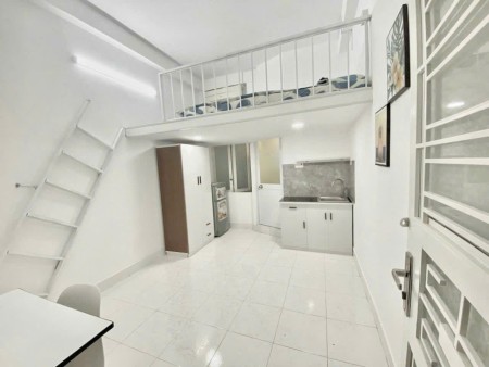 Cho thuê Phòng DUPLEX 30m2 _ Full NT Đầy Đủ Gần Phan Xích Long Và Chợ Bà Chiểu