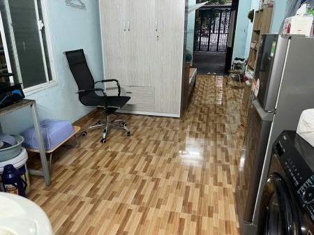 Cho thuê nhà cấp 4 nhỏ 24m2, thoáng đãng, wifi miễn phí, đường 2 ô tô tránh nhau, có nơi đậu ô tô