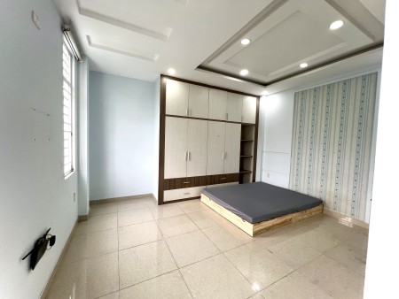 Phòng Full Nội Thất gần KDT Vạn Phúc