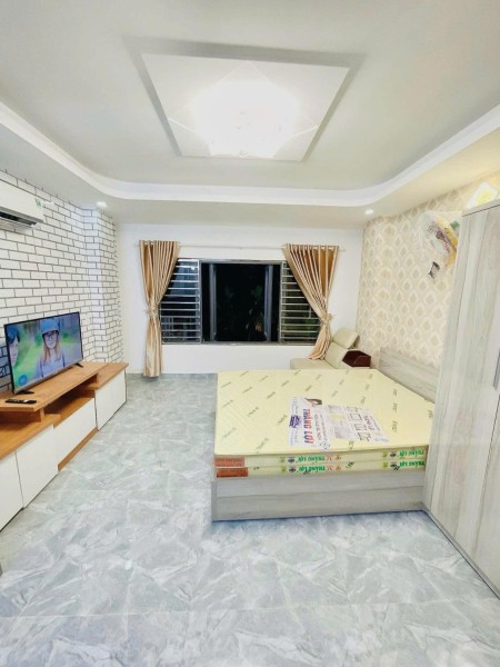 STUDIO FULL NỘI THẤT CỬA SỔ TRỜI TO RỘNG THOÁNG NGAY PHẠM VĂN CHIÊU