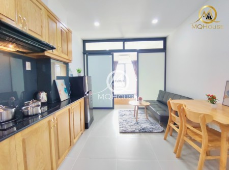 CHO THUÊ CHDV 1PN 1PK BAN CÔNG ĐỐI DIỆN ETOWN CỘNG HÒA NỘI THẤT ĐẸP