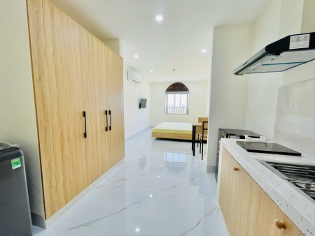Cho Thuê Phòng Studio Cửa Sổ 35m2 - Nguyễn Cửu Vân, gần ĐH Hồng Bàng, UE