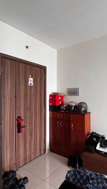 12tr/tháng, Chung cư Miếu Nổi, Vũ Huy Tân, BT: 72m2, 2p ngủ NTCB, 12tr/th