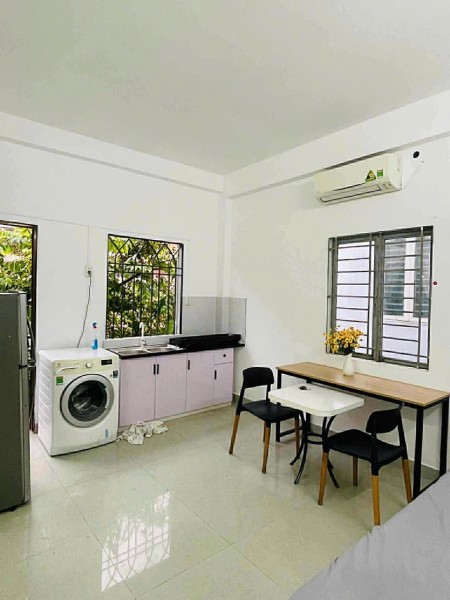 CĂN HỘ BAN CÔNG CỬA SỔ - RỘNG 40M2 - GẦN ĐH VĂN LANG - FULL NỘI THẤT - MÁY GIẶT RIÊNG