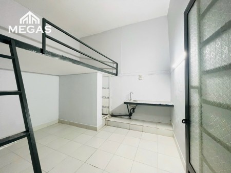 PHÒNG TRỌ GIÁ RẺ - GÁC CAO - NGAY TRƯỜNG CHINH - PHAN VĂN HỚN - CẦU THAM LƯƠNG