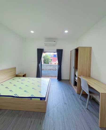 Cho thuê phòng BANCONG mặt tiền Nguyễn Gia Trí, gần HUTECH, Landmark, tiện KD online, nails, spa, VP