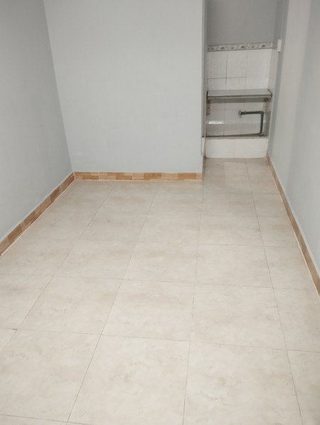 Phòng 2,4 triệu. Có Hỗ trợ cọc. Đường Số 6. P4. Q8