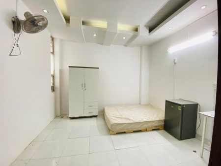 Phòng Cửa sổ + Gác Tiện nghi tại Nguyễn Thượng Hiền BT