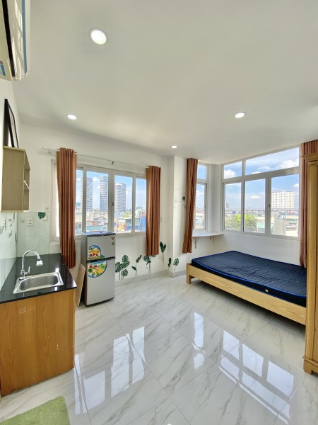 Phòng cửa sổ thoáng 117 Nguyễn Hữu Cảnh gần Vinhomes