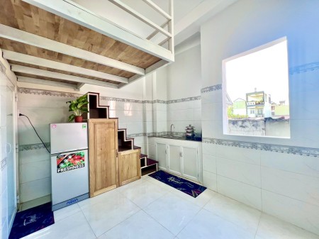 PHÒNG THOÁNG FULL NỘI THẤT, ĐI BỘ SANG ĐH VĂN HIẾN