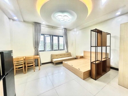 Phòng cho thuê Bình Thạnh, Siêu Thoáng, full nội thất gần ngã tư hàng xanh
