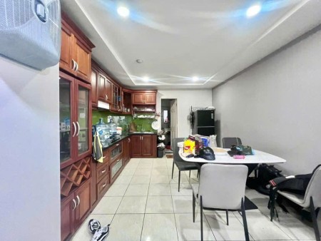 Chung cư Phú Thạnh, Nguyễn Sơn, TP: 95m2, 2p ngủ, 2wc, 10tr5, nội thất